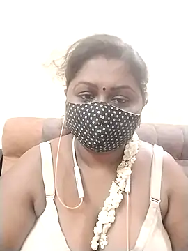 Snapshot of Tamil-Dhara chatting on March 31, 2026, 5:57 pm Tamil-Dhara online show from March 31, 2026, 5:57 pm