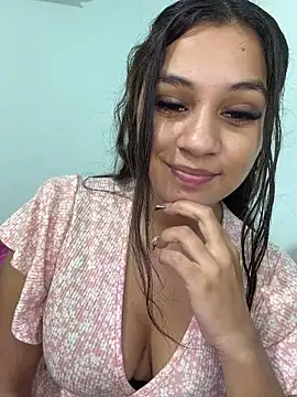 Colochitapupy online show from April 23, 2026, 3:52 am