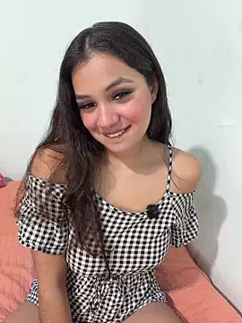 Colochitapupy online show from April 25, 2026, 2:14 am