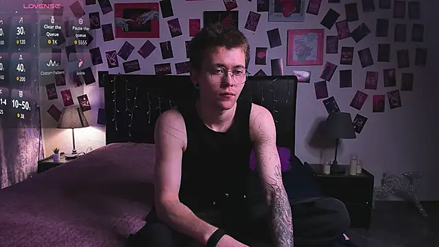Snapshot of Thomas_Norton chatting on May 23, 2026, 8:46 pm Thomas Norton online show from May 23, 2026, 8:46 pm