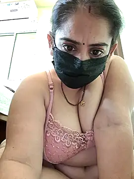 sonalidey5564 online show from May 9, 2026, 8:41 am