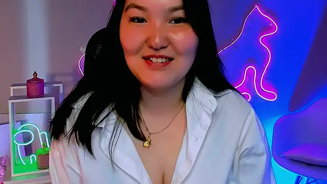 Snapshot of CamilaMartiez chatting on May 14, 2026, 12:34 pm CamilaMartiez online show from May 14, 2026, 12:34 pm