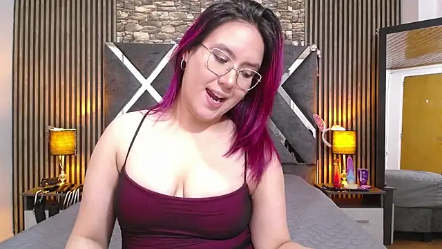 Snapshot of Lana_sweett2 chatting on April 15, 2026, 4:19 am Lana sweett2 online show from April 15, 2026, 4:19 am
