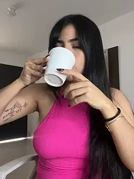 lucymaciel online show from March 26, 2026, 8:14 pm