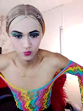 Snapshot of Alejandra_and_James_ chatting on April 30, 2026, 1:34 am Alejandra and James online show from April 30, 2026, 1:34 am