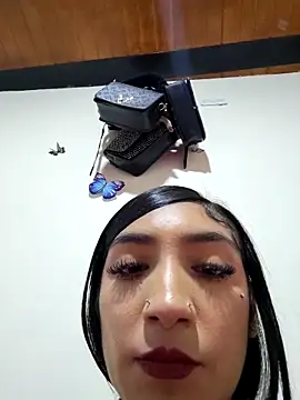 yvonne 1998 online show from April 15, 2026, 1:45 am