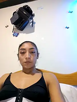 yvonne 1998 online show from April 17, 2026, 3:20 am