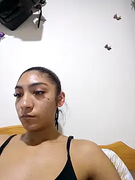 yvonne 1998 online show from April 17, 2026, 5:05 pm