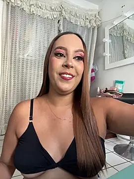 Snapshot of victoria_luxx_ chatting on March 29, 2026, 5:13 pm victoria luxx online show from March 29, 2026, 5:13 pm
