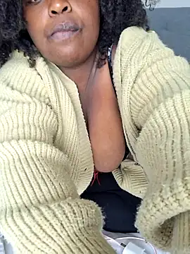 Snapshot of Sheryl007 chatting on April 10, 2026, 2:22 pm Sheryl007 online show from April 10, 2026, 2:22 pm
