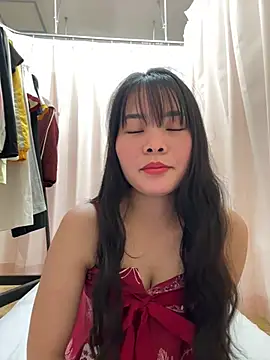 Snapshot of Naked-xx chatting on May 27, 2026, 1:30 pm Naked-xx online show from May 27, 2026, 1:30 pm