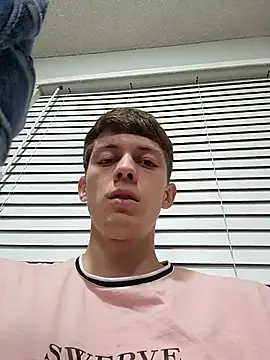 Snapshot of 503splurge chatting on April 5, 2026, 7:16 am 503splurge online show from April 5, 2026, 7:16 am