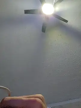 Snapshot of 503splurge chatting on April 5, 2026, 11:13 pm 503splurge online show from April 5, 2026, 11:13 pm