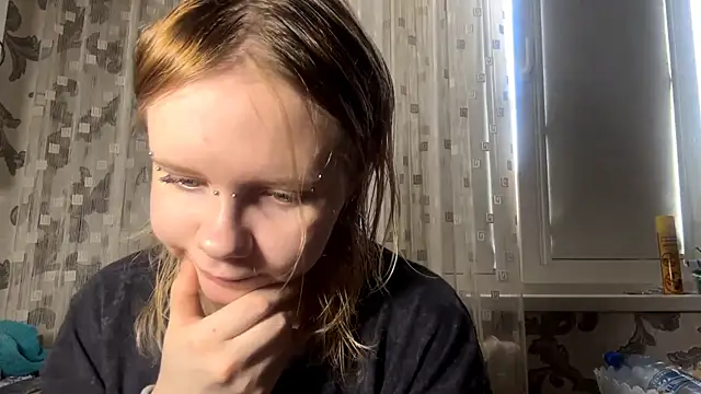 Snapshot of KrystenHoye chatting on March 27, 2026, 8:09 am KrystenHoye online show from March 27, 2026, 8:09 am