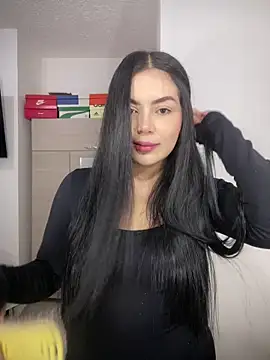 Snapshot of Cami_olarte chatting on June 21, 2026, 5:59 pm Cami olarte online show from June 21, 2026, 5:59 pm