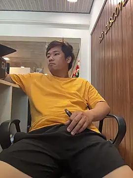 Snapshot of Titanryu chatting on March 31, 2026, 3:52 am Titanryu online show from March 31, 2026, 3:52 am