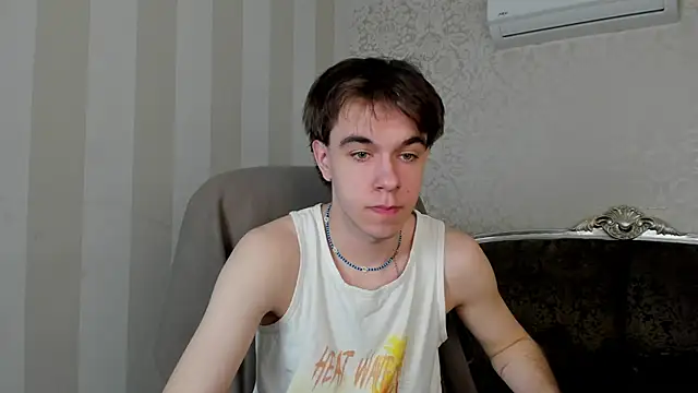Snapshot of DaveBevy chatting on April 11, 2026, 5:34 am DaveBevy online show from April 11, 2026, 5:34 am