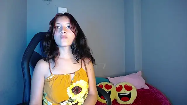 viollet saens online show from May 19, 2026, 8:04 pm