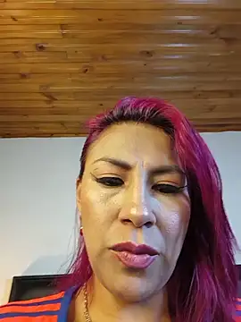 Snapshot of tatianabelli chatting on June 17, 2026, 10:43 pm tatianabelli online show from June 17, 2026, 10:43 pm