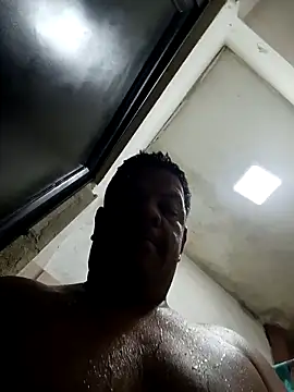 Snapshot of Danielleon12_ chatting on March 27, 2026, 11:54 am Danielleon12 online show from March 27, 2026, 11:54 am