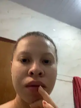 jhully hot online show from April 17, 2026, 11:24 am