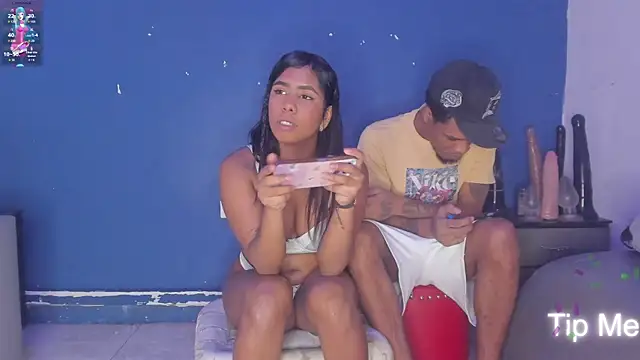 Latin Hard Couple online show from May 16, 2026, 11:14 pm