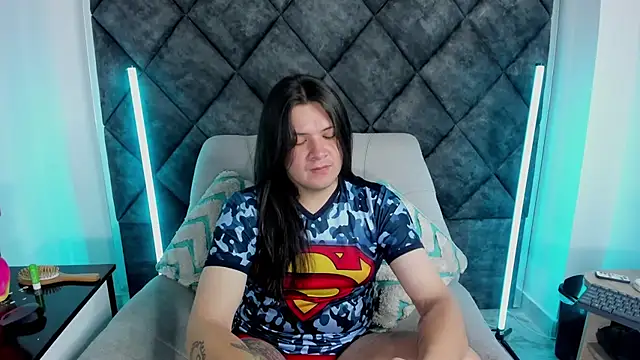 MatthewDavis  online show from April 29, 2026, 11:58 am