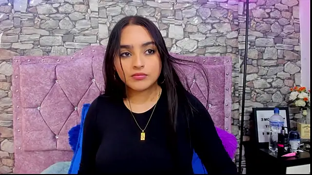 Snapshot of sweet__cherry1 chatting on April 27, 2026, 7:01 pm sweet cherry1 online show from April 27, 2026, 7:01 pm