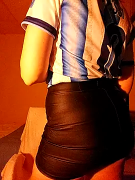 sensualkittysex online show from June 27, 2026, 5:56 am