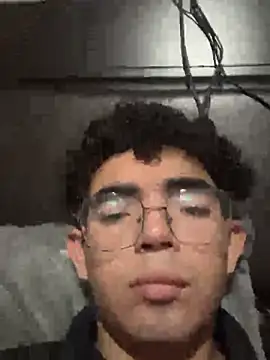 Snapshot of vrgrika chatting on June 18, 2026, 5:06 pm vrgrika online show from June 18, 2026, 5:06 pm