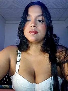 Kim roussee online show from April 17, 2026, 5:43 am