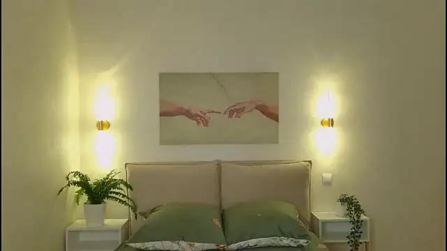 MellyAlfayi online show from April 7, 2026, 9:10 am