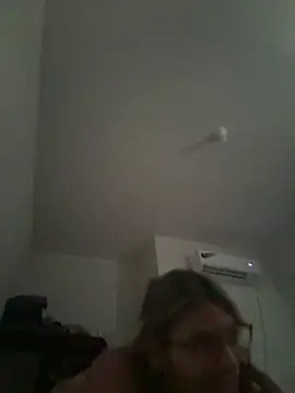 Snapshot of C1N09 chatting on July 8, 2026, 4:11 pm C1N09 online show from July 8, 2026, 4:11 pm