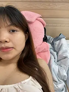-Vaci- online show from April 20, 2026, 1:58 pm