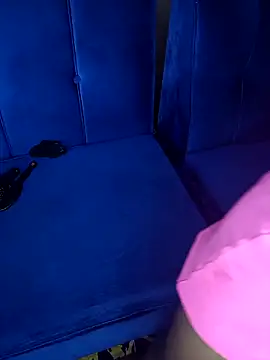 Snapshot of spankingsbee chatting on April 7, 2026, 8:15 am spankingsbee online show from April 7, 2026, 8:15 am