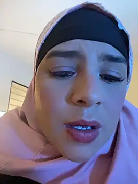 Snapshot of alia_asad chatting on May 30, 2026, 12:46 pm alia asad online show from May 30, 2026, 12:46 pm