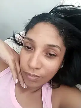 Snapshot of maia_lion chatting on May 1, 2026, 8:24 pm maia lion online show from May 1, 2026, 8:24 pm