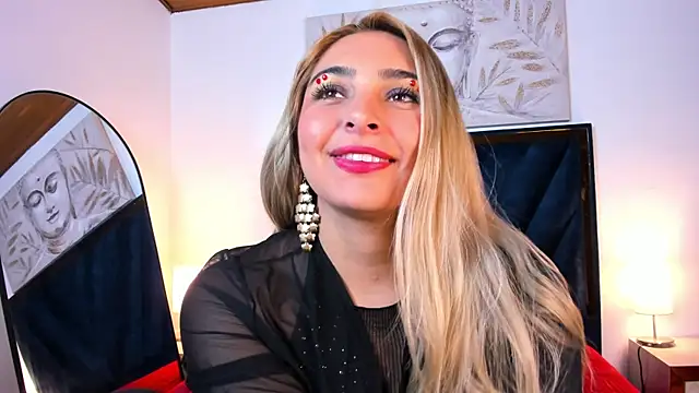 Snapshot of Catalina_Osorio chatting on July 15, 2026, 12:21 pm Catalina Osorio online show from July 15, 2026, 12:21 pm