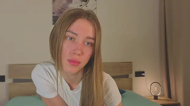 AliseeLee online show from March 30, 2026, 12:11 am