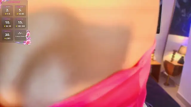 Snapshot of Kiara_Bellev chatting on March 28, 2026, 11:32 am Kiara Bellev online show from March 28, 2026, 11:32 am