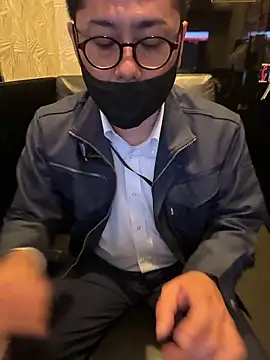 RYUICHI 1919 online show from May 11, 2026, 10:54 am