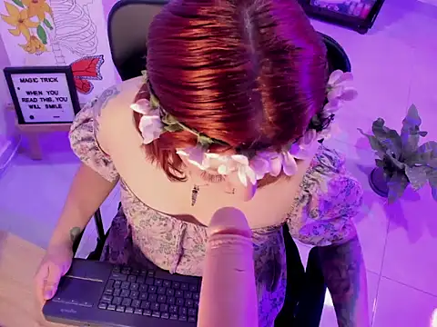 Snapshot of julieta_alveez chatting on April 22, 2026, 11:12 am julieta alveez online show from April 22, 2026, 11:12 am