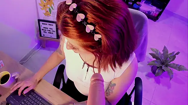 Snapshot of julieta_alveez chatting on April 30, 2026, 11:16 am julieta alveez online show from April 30, 2026, 11:16 am