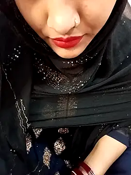 Snapshot of Miss_Noor__ chatting on April 12, 2026, 5:34 am Miss Noor online show from April 12, 2026, 5:34 am