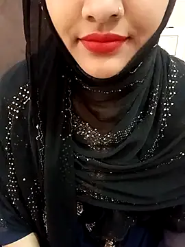 Snapshot of Miss_Noor__ chatting on May 1, 2026, 5:45 am Miss Noor online show from May 1, 2026, 5:45 am