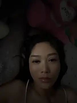 yuanpu0925 online show from June 7, 2026, 9:51 pm