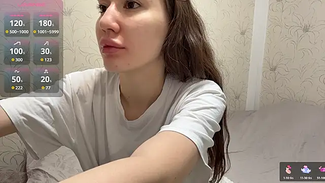 NamiLoon online show from April 15, 2026, 2:18 am
