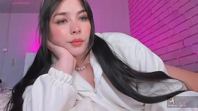 Snapshot of NatalForsy chatting on April 23, 2026, 11:31 am NatalForsy online show from April 23, 2026, 11:31 am