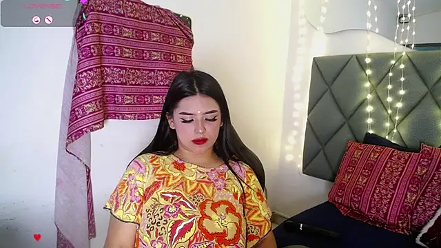 Snapshot of devika_kumar chatting on June 5, 2026, 7:30 pm devika kumar online show from June 5, 2026, 7:30 pm
