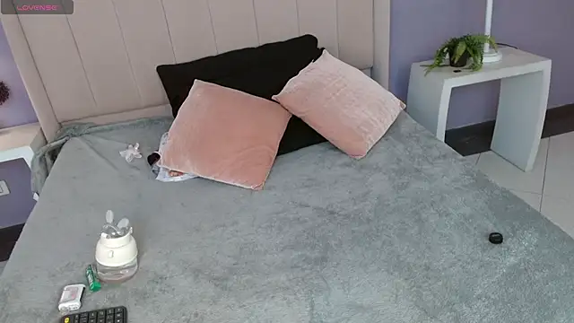 NoelleRuby online show from April 13, 2026, 3:34 am